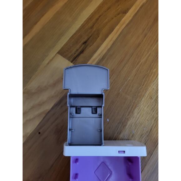 Barbie Soda Fountain / Snack Bar Accessory – Purple Counter with Drink Dispenser - Picture 9 of 12